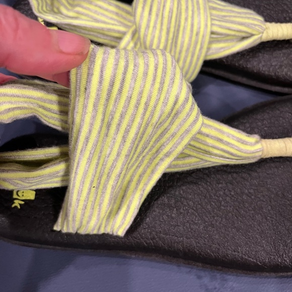 Sanuk Yoga Sling Sandals Sz 8 Chartreuse/Gray - Picture 4 of 9